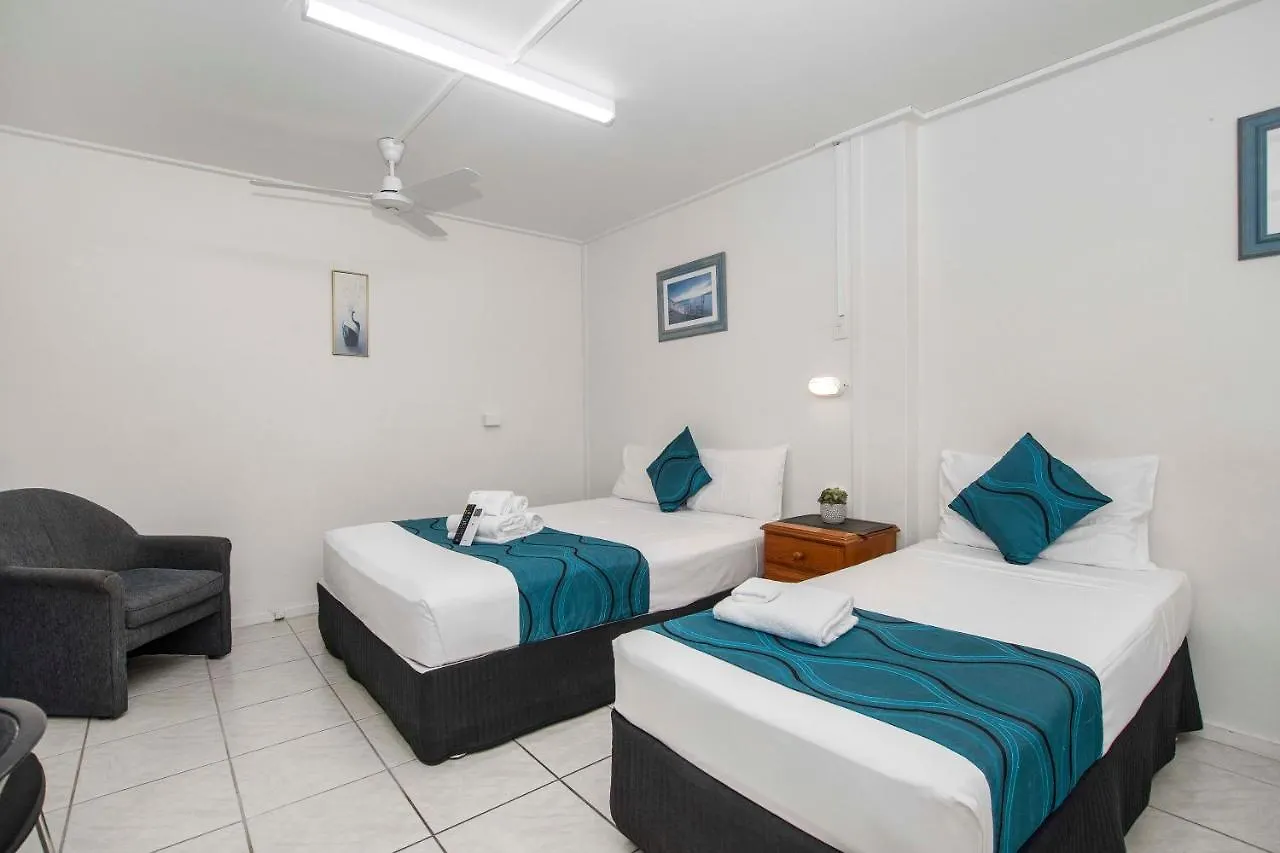 Strand Motel Townsville 3*,  Avustralya